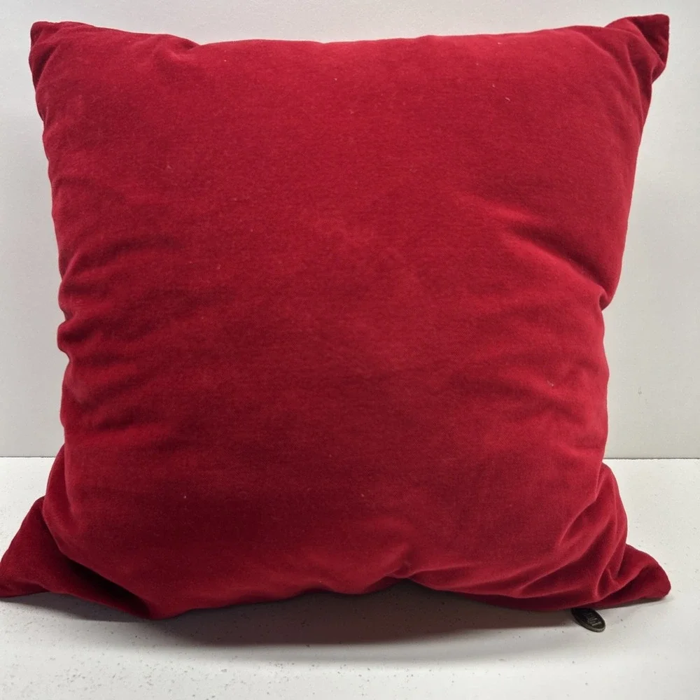 Pier 1 pier red